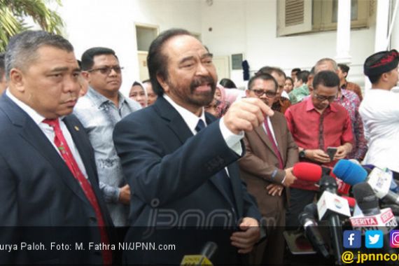 Jokowi Berkata Sudah, Surya Paloh Bilang Belum - JPNN.COM