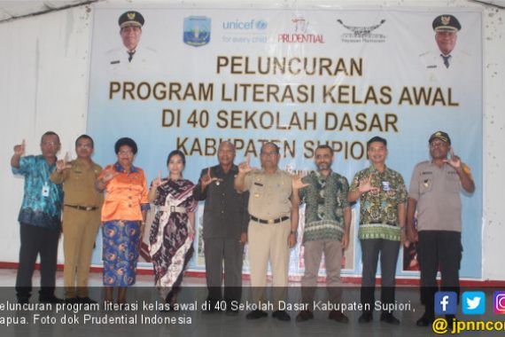 Prudential Indonesia Hadirkan Program Literasi Kelas Awal untuk Anak-anak di Papua - JPNN.COM