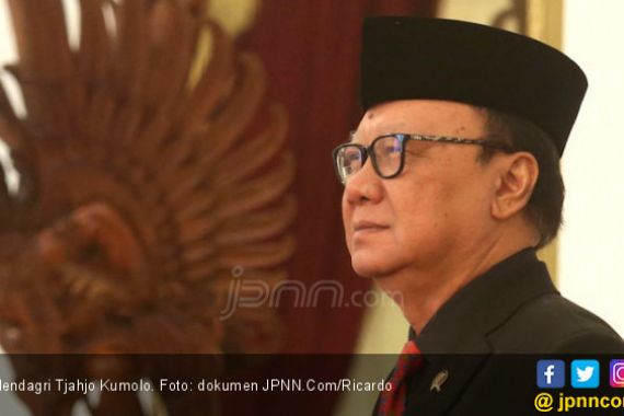 Soal Masuk Kabinet, Tjahjo: Saya TNI Saja - JPNN.COM