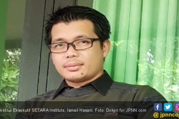 Ismail Hasani Menilai Respons Jokowi terhadap Kritik BEM UI Tidak Substansial  - JPNN.COM