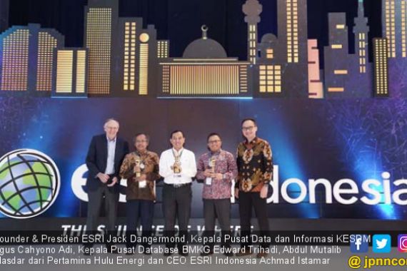 Pemprov DKI Jakarta dan BMKG Raih Penghargaan Bidang Geospasial - JPNN.COM