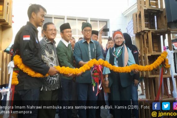 Menpora Imam Nahrawi Buka Santripreneur Lintas Agama di Bali - JPNN.COM