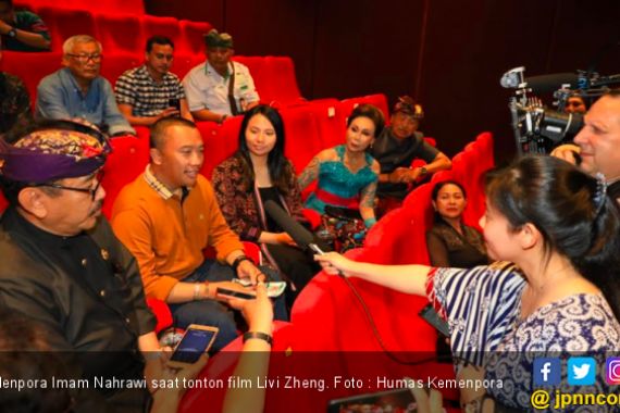 Kenalkan Keindahan Seni Bali, Menpora Ajak Ratusan Pemuda Nobar Film Livi Zheng - JPNN.COM
