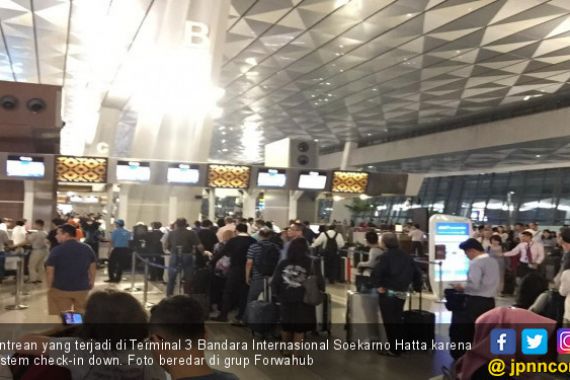 Sempat Down, Sistem Check-in Terminal 3 Bandara Internasional Soekarno-Hatta Kembali Normal - JPNN.COM