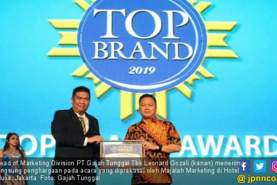 Raih Penghargaan Lagi, GT Radial dan IRC Sabet TOP Brand Award 2019 - JPNN.COM