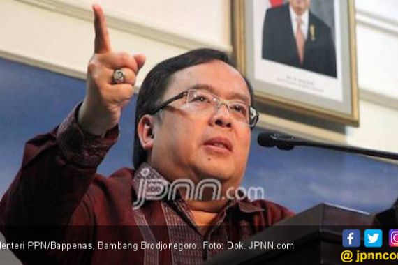 Terkait Pemindahan Ibu Kota, Menteri PPN Serahkan Dua Dokumen ke Jokowi - JPNN.COM
