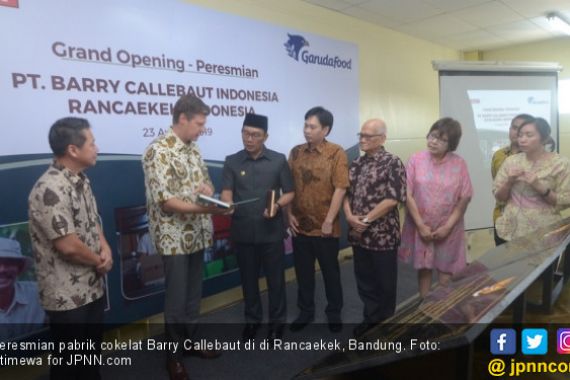 Gandeng GarudaFood, Pabrik Cokelat Kedua Barry Callebaut di Bandung Mulai Berproduksi - JPNN.COM