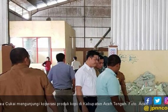 Bea Cukai Dorong Kabupaten Aceh Tengah Tumbuhkan Ekspor Kopi - JPNN.COM