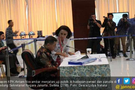 Pansel Capim KPK Cecar Wakabareskrim Antam Novambar soal Rekening Gendut - JPNN.COM