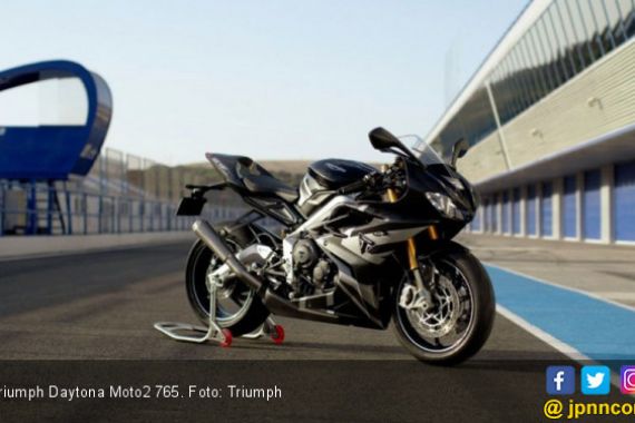 Triumph Daytona Moto2 Sudah Bisa Digeber Harian - JPNN.COM