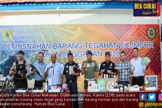 Bea Cukai Makassar Memunasnahkan 3.692 Barang Ilegal - JPNN.COM