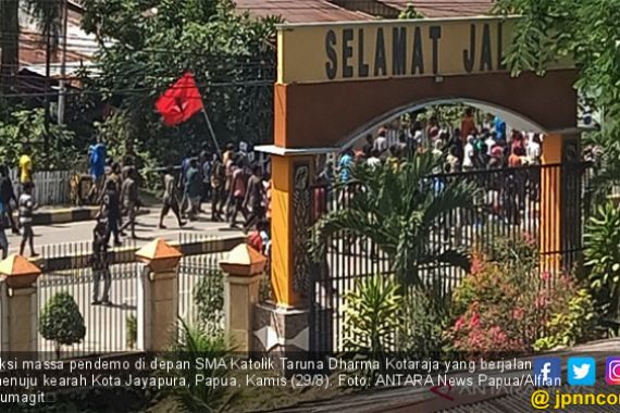 Papua Memanas, Pengunjung Hotel di Jayapura Terjebak, Pecahan Kaca Berserakan - JPNN.COM