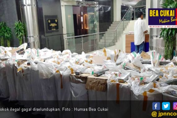 Tumpukan Rokok Ilegal Senilai Rp 1,6 Miliar Ini Gagal Dipasarkan - JPNN.COM