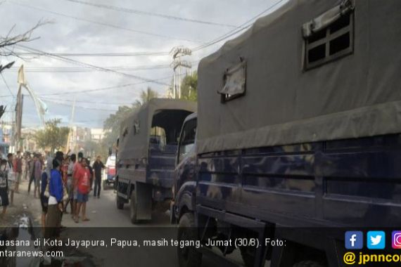 Polemik Papua, Simak Saran Fahri Hamzah untuk Pak Jokowi - JPNN.COM