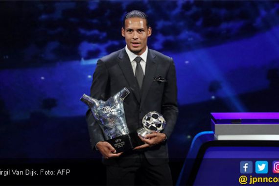 Singkirkan Ronaldo dan Messi, Virgil Van Dijk jadi Pemain Terbaik UEFA 2019 - JPNN.COM