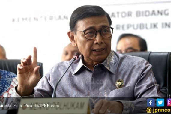 Jokowi Sampaikan Kabar Terbaru Kondisi Kesehatan Wiranto - JPNN.COM