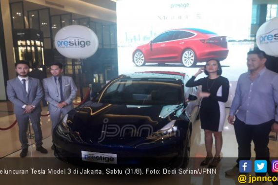 Tesla Model 3 Resmi Mengaspal di Indonesia, Harga Rp 1,5 Miliar - JPNN.COM