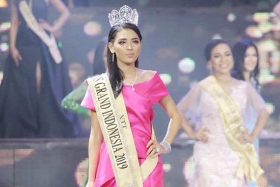 Sarlin Jones Tak Percaya Jadi Jawara Miss Grand Indonesia 2019 - JPNN.COM