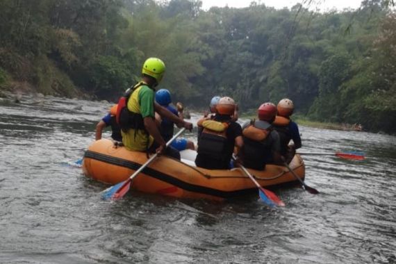 Fasilitas Penunjang Objek Wisata Arung Jeram Sungai Cimanuk Mulai Dibangun - JPNN.COM