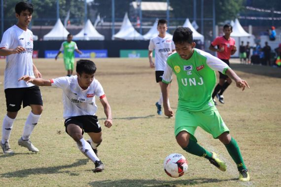 UNJ dan UMJ Adu Kuat di Final LIMA Football GJC 2019 - JPNN.COM