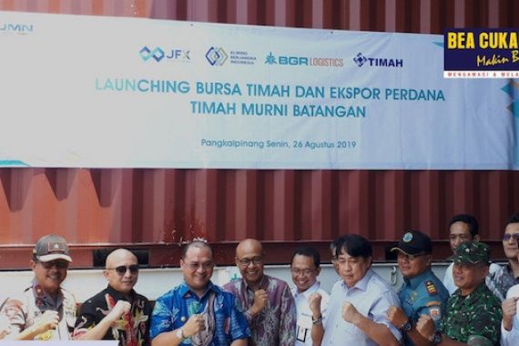 Bea Cukai Ikut Dalam Ekspor Perdana Timah Murni Batangan dari Bangka Belitung - JPNN.COM
