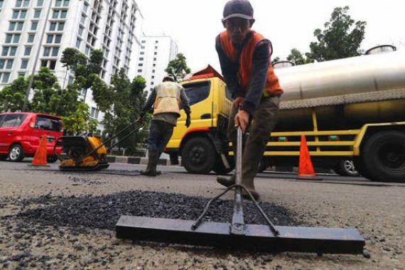 70 Persen Jalan Provinsi di Jabar Tak Memenuhi Standar - JPNN.COM