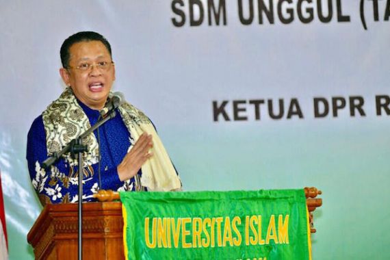 Bamsoet: Tri Dharma Perguruan Tinggi Harus Mampu Menghadapi Revolusi Industri 4.0 - JPNN.COM