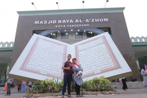 Alquran Berukuran Jumbo Hanya Ada di Festival Ini - JPNN.COM