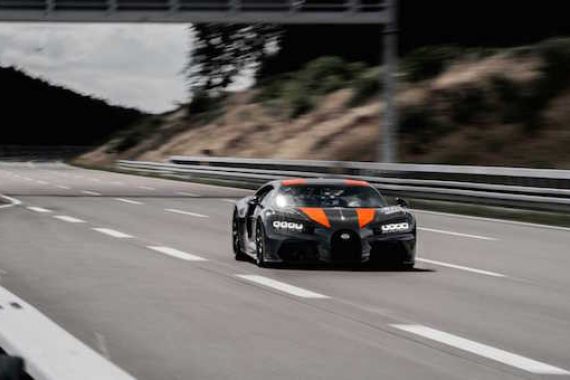 Guiness World Book Tolak Bugatti Chiron Sebagai Mobil Tercepat di Dunia - JPNN.COM
