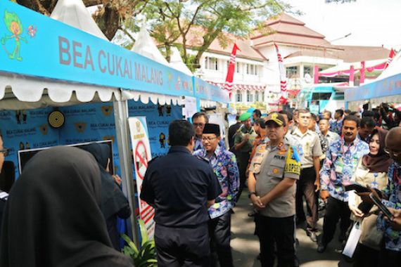 Bea Cukai Malang Meriahkan Roadshow Jelajah Negeri Bangun Antikorupsi 2019 - JPNN.COM