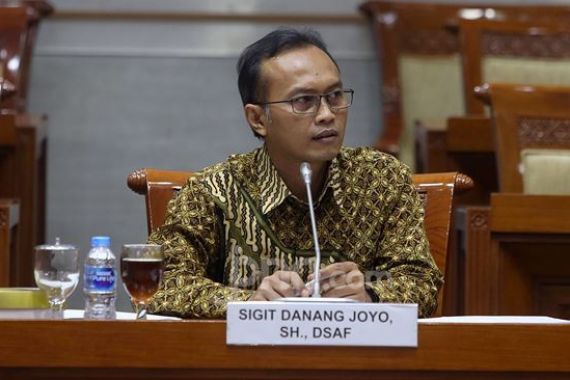 Alasan Capim KPK Sigit Danang Joyo Setuju Ada Dewan Pengawas - JPNN.COM