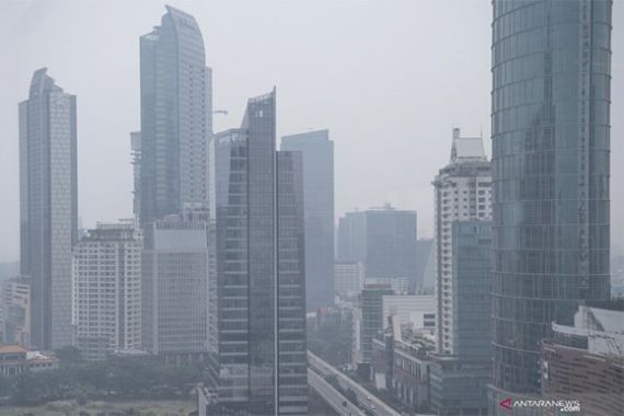 Air Visual: Udara Jakarta Tidak Sehat Pagi Ini - JPNN.COM