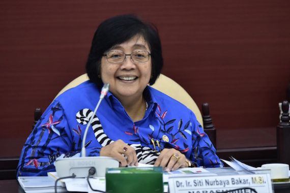 Reje Kampung Bale Bujang Dapat Penghargaan dari Menteri Siti Nurbaya - JPNN.COM