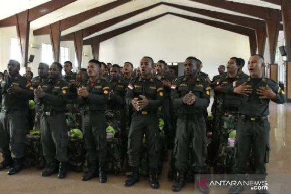 Mahasiswa di Papua Barat Ikut Pelatihan Bela Negara, Keren Bro! - JPNN.COM
