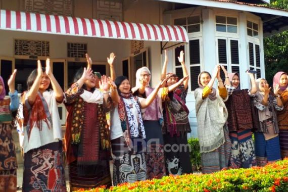 Pesona 20 Perempuan Cantik di Rumah Pengasingan Bung Karno - JPNN.COM