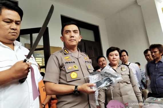 Polrestabes Bandung Bekuk Puluhan Pelaku Kriminal, Delapan Tersangka Residivis - JPNN.COM