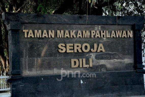 Mengunjungi TMP Seroja Dili pada Hari Pemakaman BJ Habibie - JPNN.COM