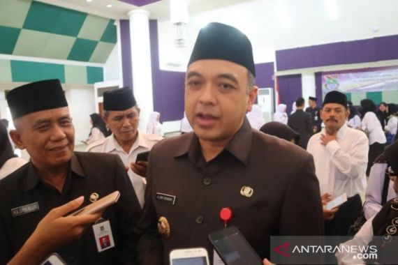 Pemkab Tangerang jadi Percontohan SP4N-LAPOR!, Pengaduan Membeludak - JPNN.COM