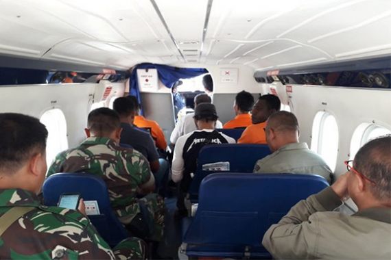 Tim Pencari Pesawat Hilang di Papua Terpaksa Balik Kanan di Ketinggian 7.000 Kaki - JPNN.COM