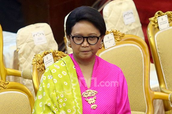 Pengamat Militer Menilai Istana Justru Melemahkan Sikap Bu Retno - JPNN.COM