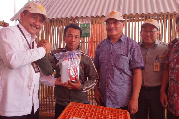Program Bekerja Kementan Berdayakan Rumah Tangga Miskin di Malang - JPNN.COM