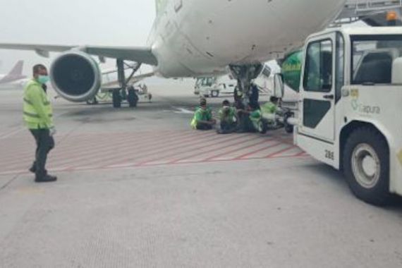 Dampak Kabut Asap Karhutla, 5 Penerbangan dari Bandara Kualanamu Batal, 3 Ditunda - JPNN.COM