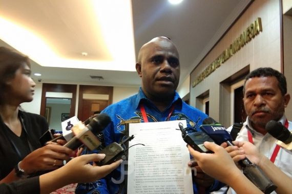 Penting! 8 Tuntutan Ketua DPRD se-Tanah Papua kepada Jokowi - JPNN.COM