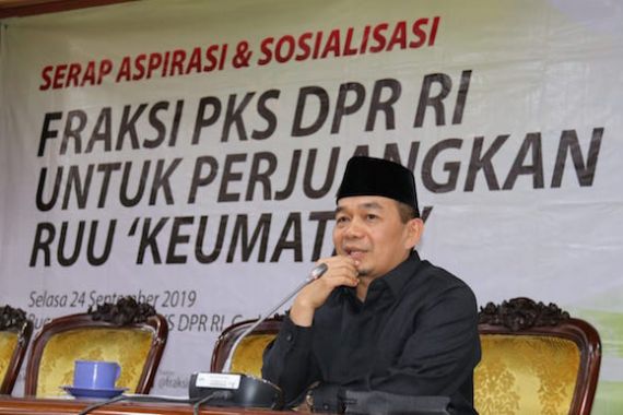 Gaji Perdana Legislator PKS di DPR untuk Sumbang Korban Gempa Maluku - JPNN.COM