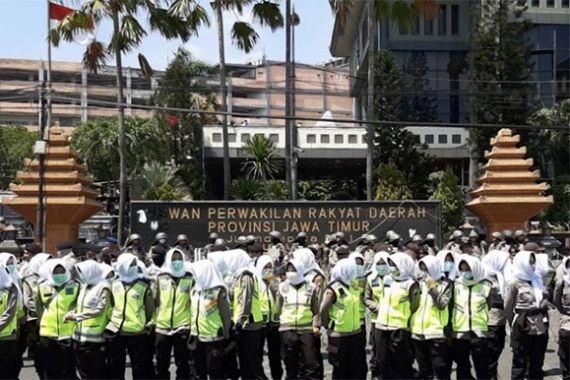 Semoga Pasukan Asmaulhusna Mendinginkan Surabaya Menggugat - JPNN.COM