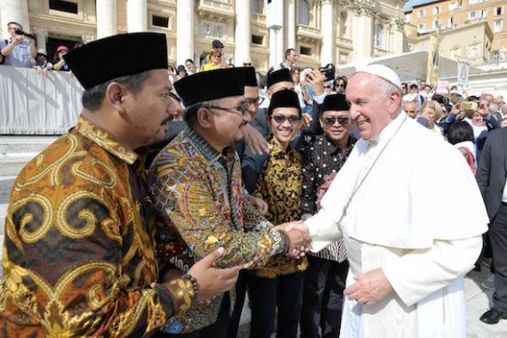 Bertemu Paus Fransiskus, GP Ansor Sampaikan Dokumen Deklarasi Islam untuk Kemanusiaan - JPNN.COM