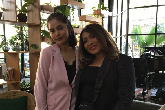 Kenal Sejak Zaman AFI, Rieka Roslan Ajak Duet Tiwi - JPNN.COM