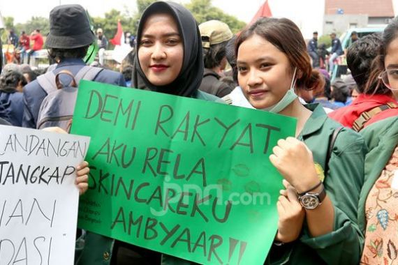 Publik Yakin Demo Mahasiswa Bukan untuk Gagalkan Pelantikan Jokowi - JPNN.COM