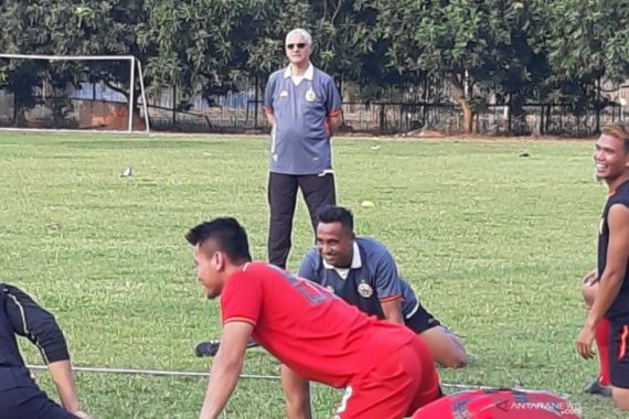Persija Jakarta Resmi Ditukangi Pelatih Baru Asal Brasil - JPNN.COM