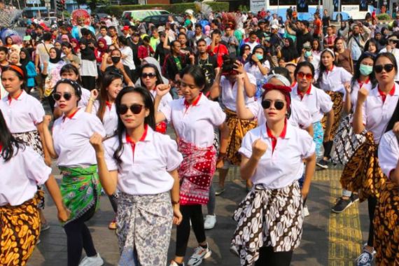 Sosialisasi Dukung KPK, Srikandi Milenial Gelar Flash Dance - JPNN.COM